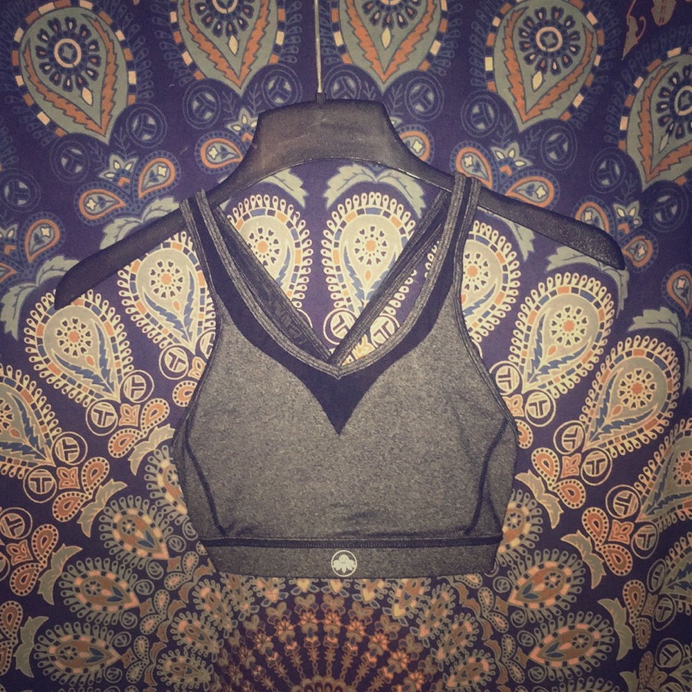 Senita dark gray sports bra